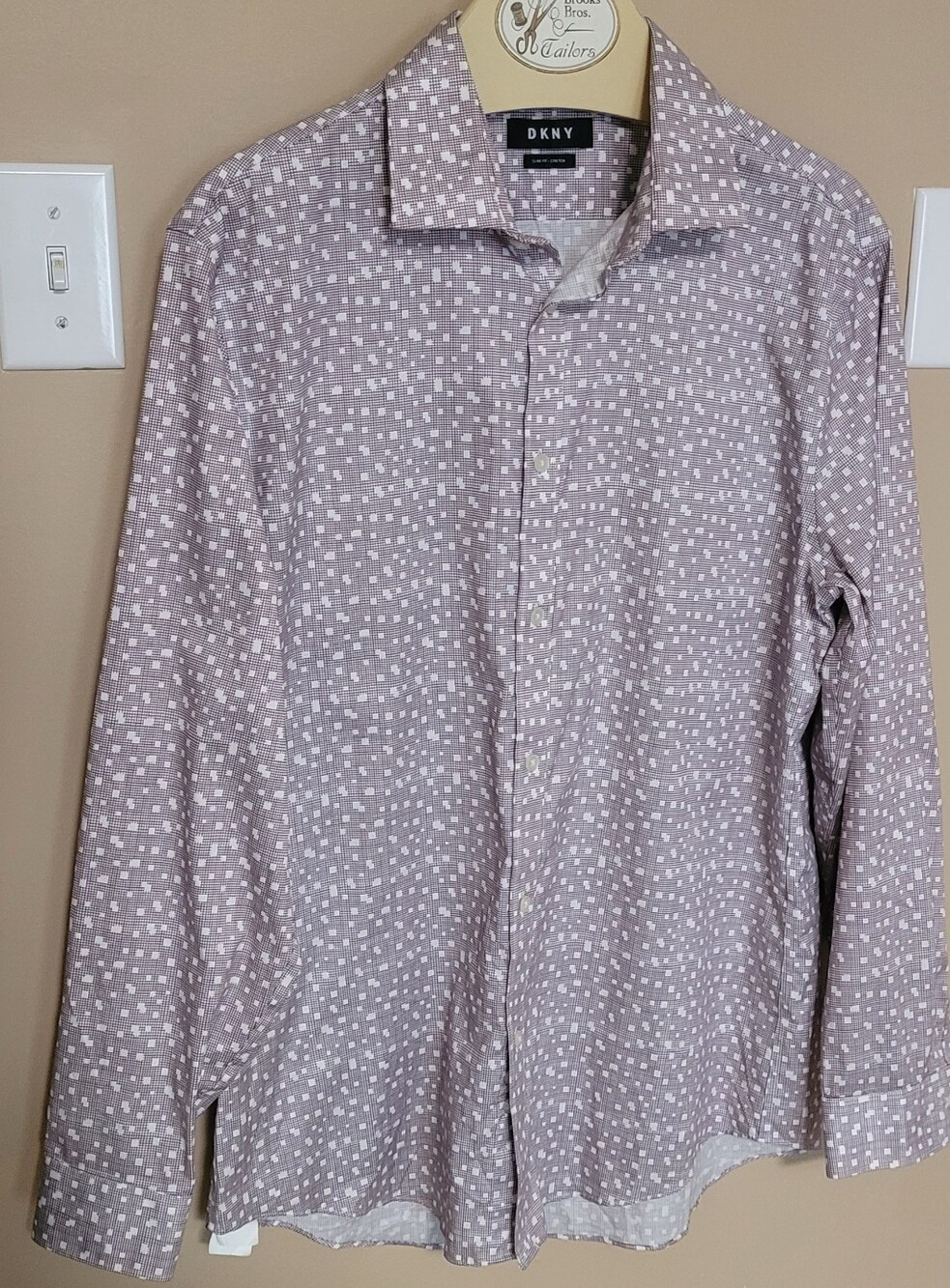 💛2 for $20💛 Bundle and save DKNY  Patterned Button-Up Shirt